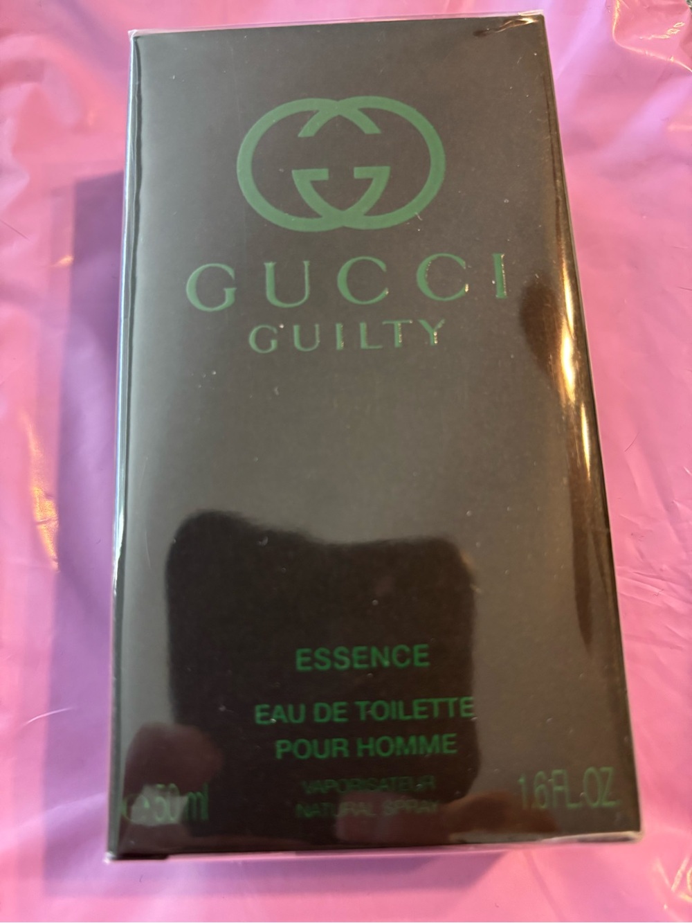 Gucci Guilty Essence Eau de Toilette Pour Homme  1.7 FL OZ